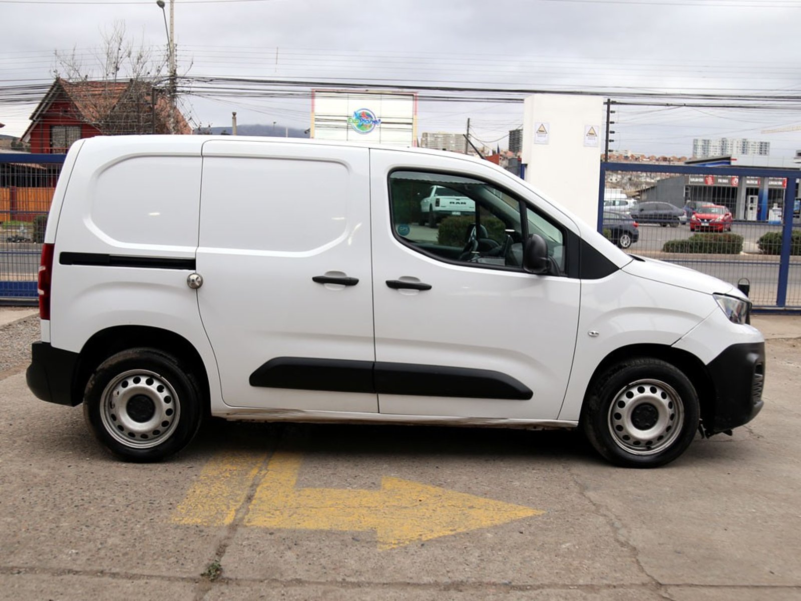 Peugeot PARTNER L1 MT 1.5 2024 - Foto 4 de 20