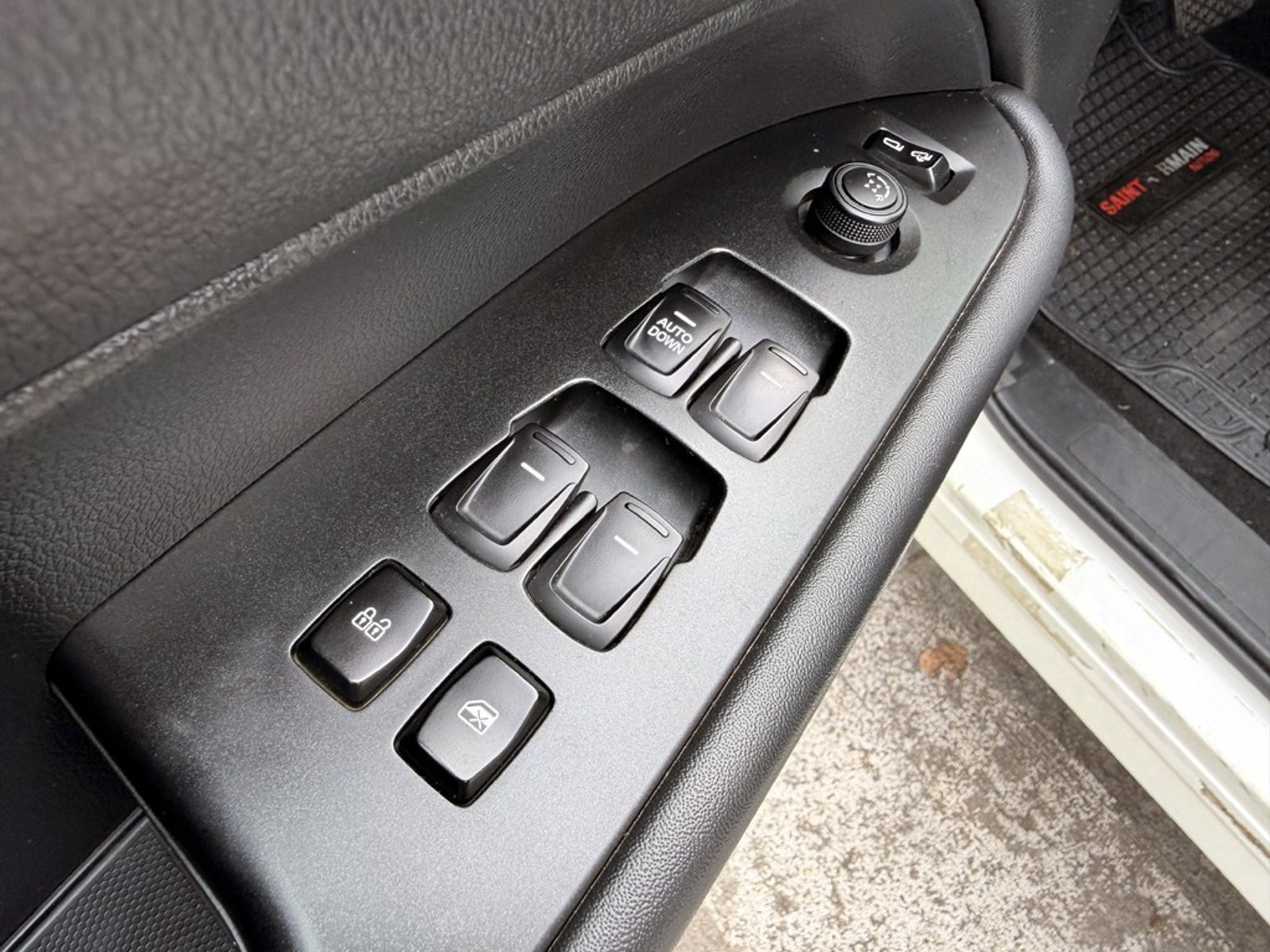 SsangYong MUSSO 2.2 4X2 AT 2025 - Imagen 10 de 20