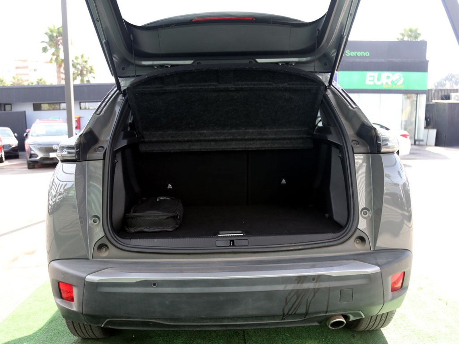 PEUGEOT 2008 1.5 ALLURE PACK BLUEHDI 130 AT DIESEL 2025 - Imagen 9 de 20