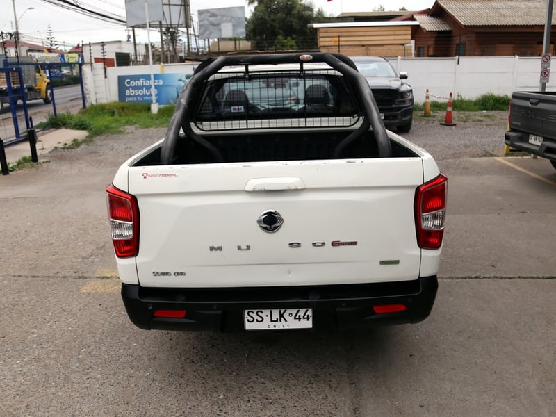 SsangYong MUSSO Grand 4X4 2.2 2023 - Imagen 7 de 20
