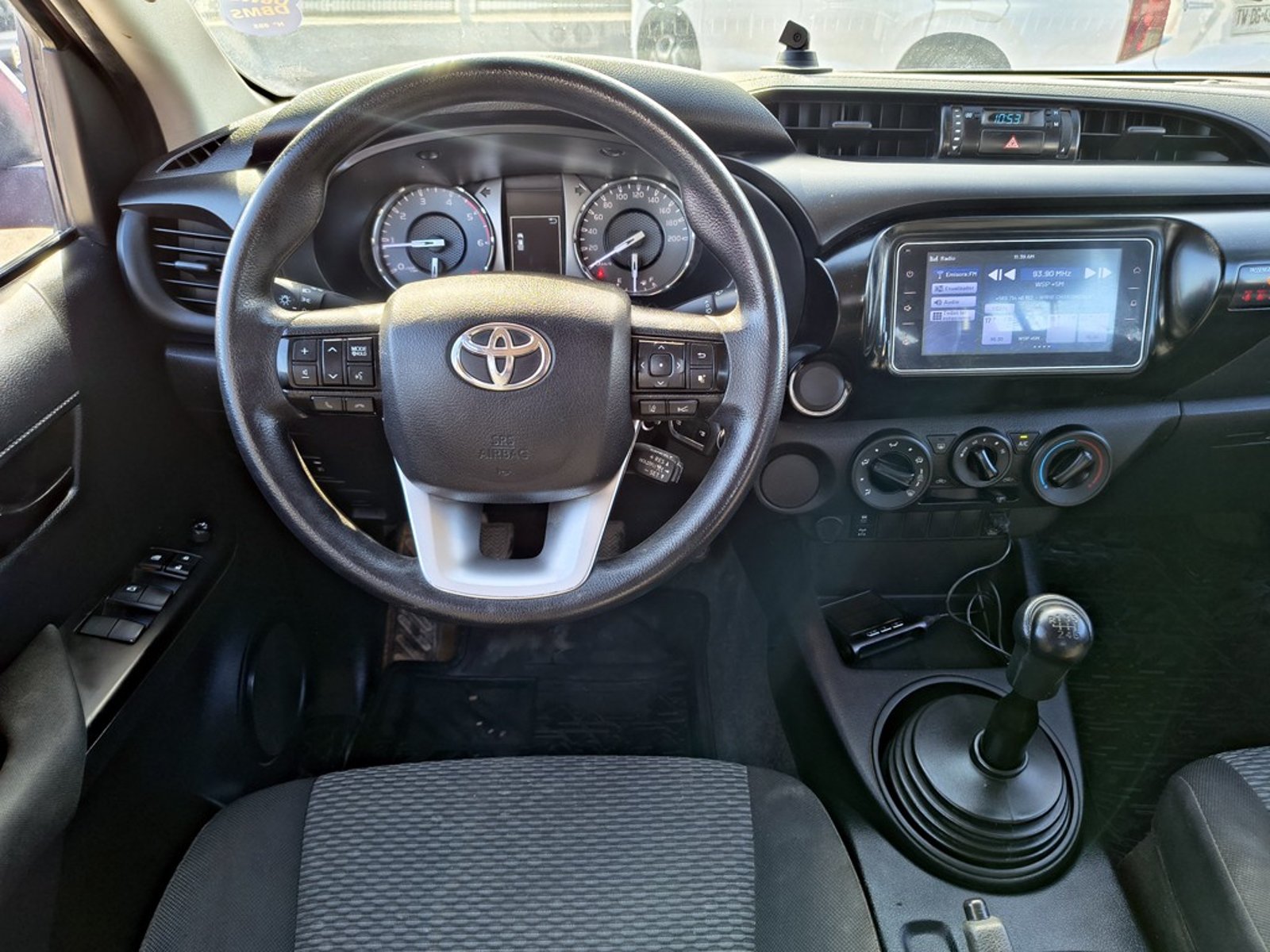 TOYOTA HILUX TSS 2.4 Diesel 4X2 T/M 2022 - Imagen 18 de 19
