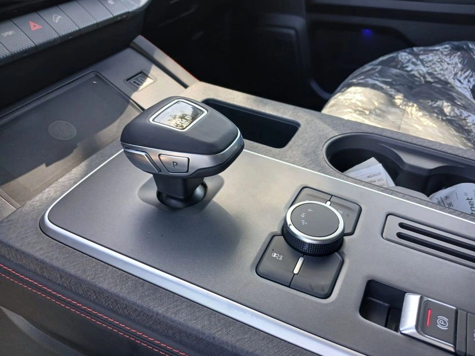 ZX AUTO GRAND LION CABINA DOBLE 4X4 AT 2.3 PRECIO + IVA 2026 - Imagen 17 de 20
