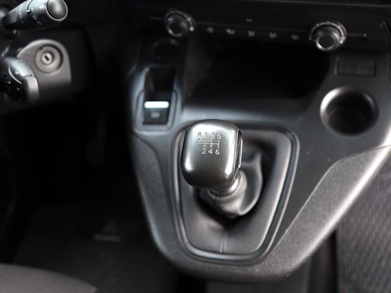 Peugeot PARTNER L1 BLUE HDI 2024 - Imagen 17 de 20