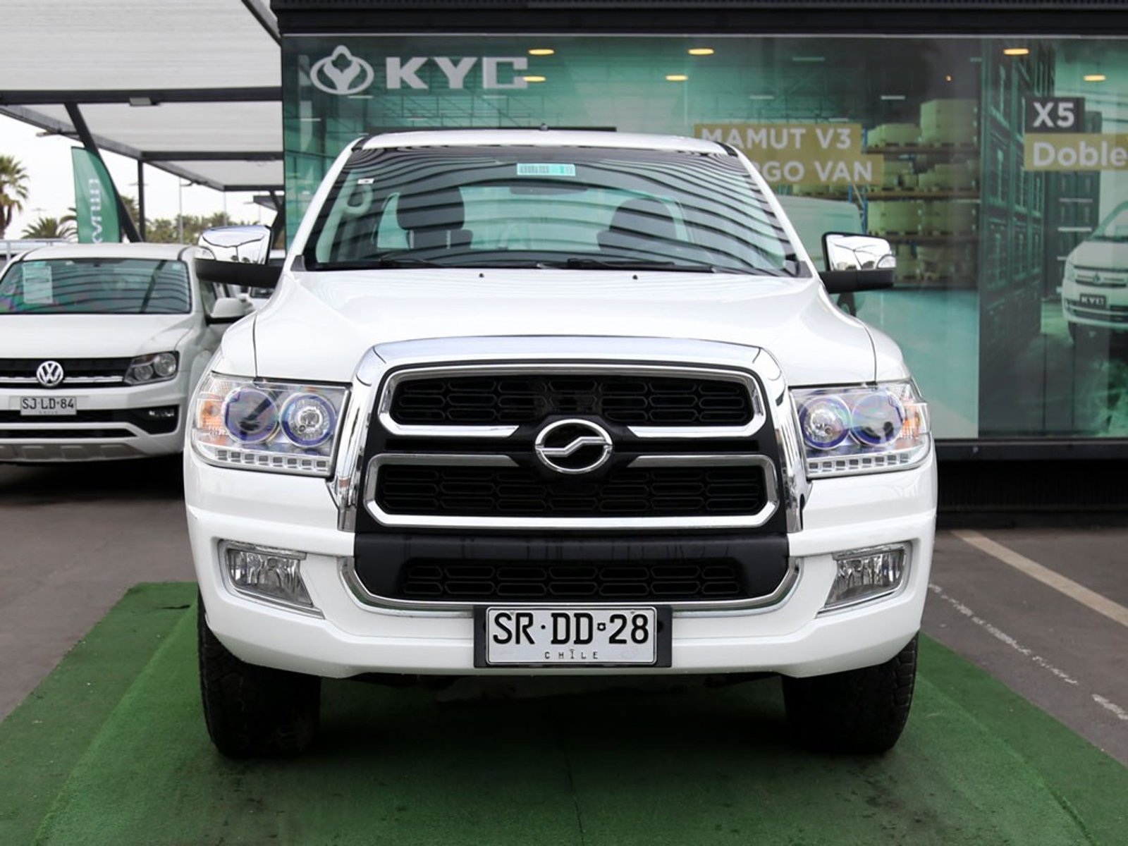 ZX Auto TERRALORD 2.5 LUX PLUS MT 4X2 DIESEL 2023 - Foto 2 de 19