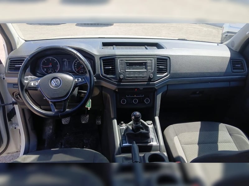 Volkswagen AMAROK 2.0 Diesel 4x2 T/M 2023 - Imagen 19 de 20