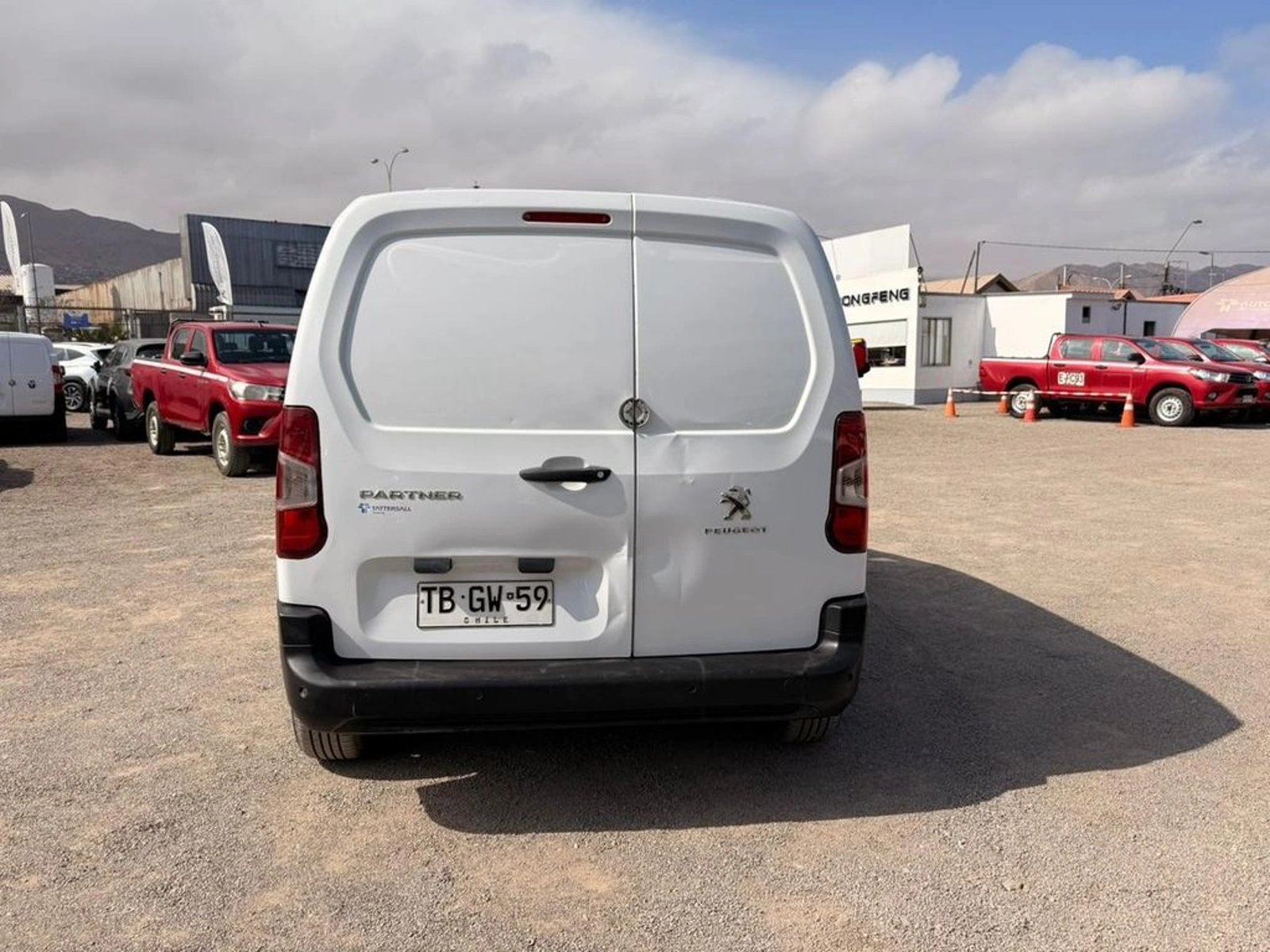 PEUGEOT PARTNER L1 1.5 Diesel 4X2 T/M 2024 - Imagen 6 de 17