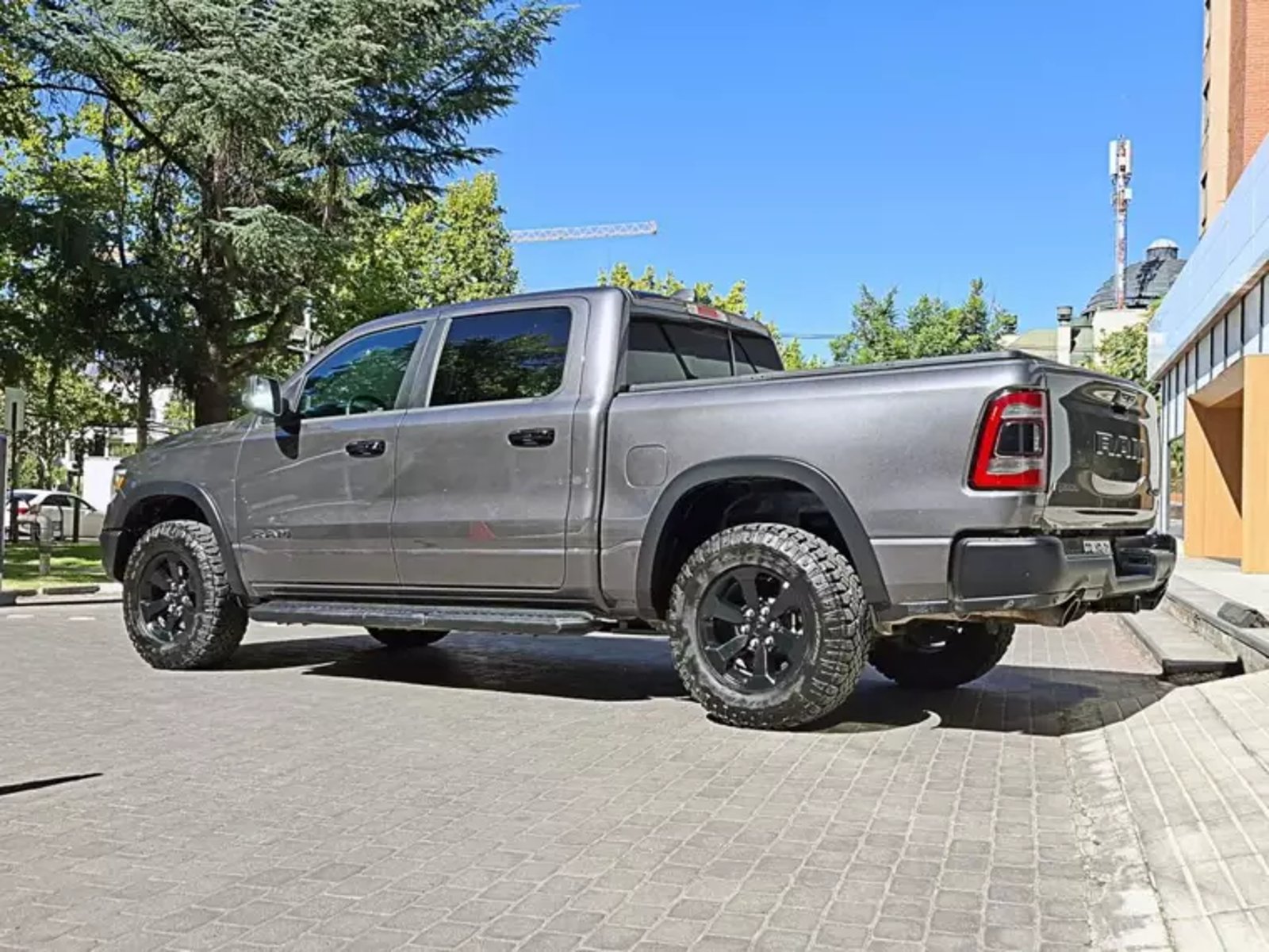 RAM 1500 5.7 Rebel Sport Crew Cab 4wd 2024 - Imagen 11 de 17