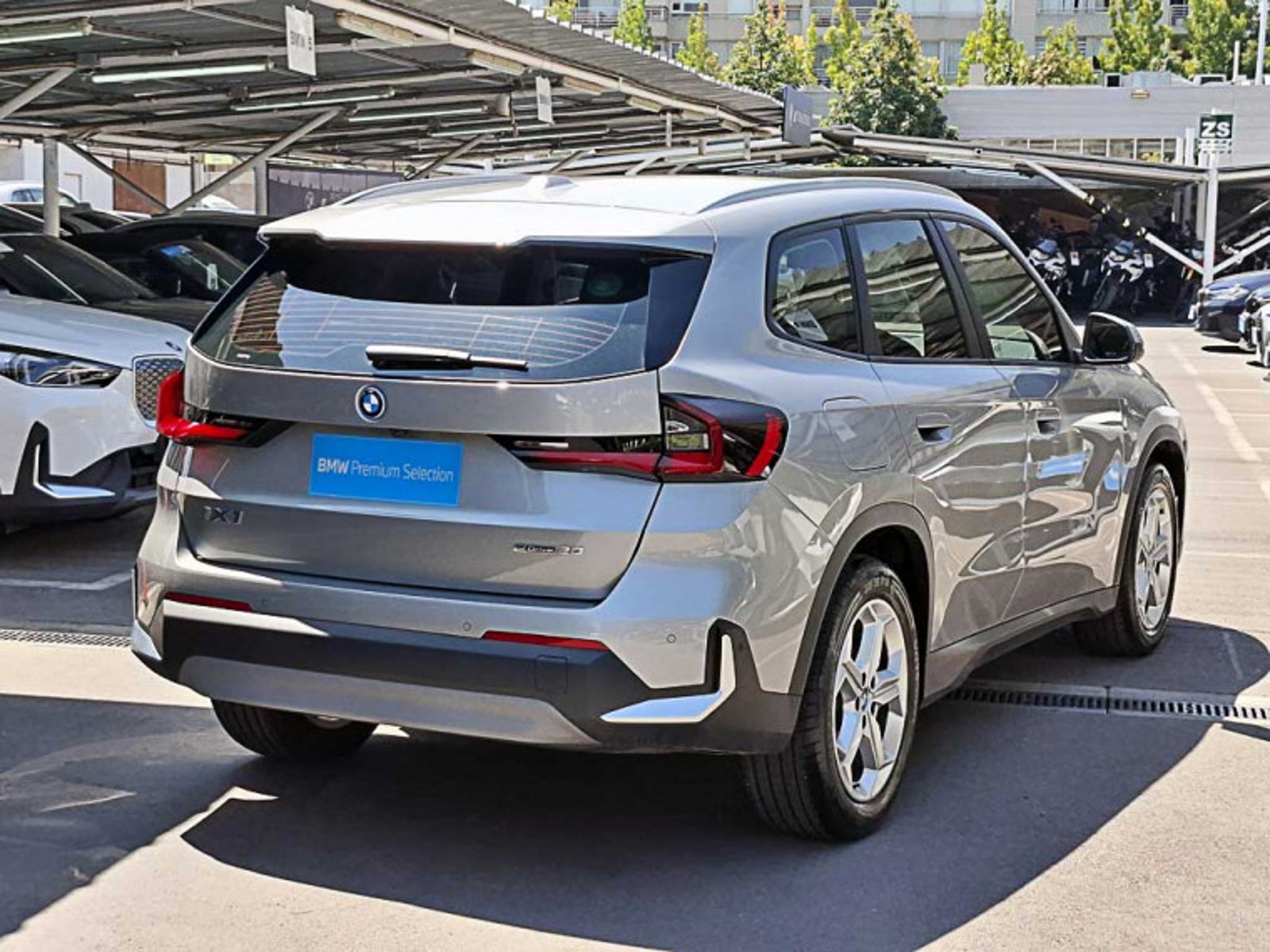 BMW Ix1 Xdrive20 Aut 2025 - Imagen 4 de 13