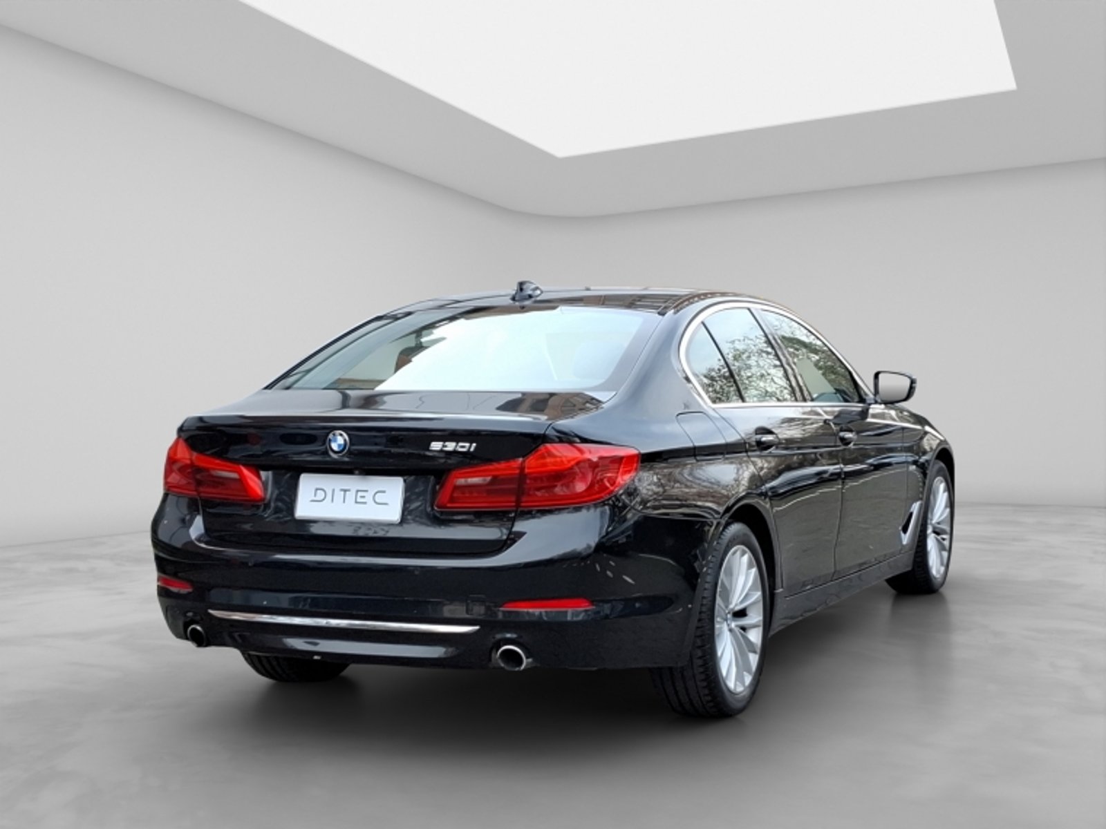 BMW 530 I Luxury 2.0 Aut 2018 - Imagen 7 de 20