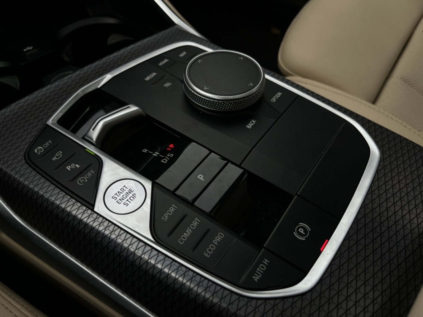BMW 330 I Touring 2.0 Aut 2025 - Imagen 13 de 20