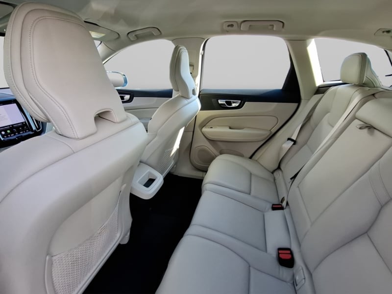 Volvo Xc60 Ii B5 Momentum 2022 - Imagen 15 de 16