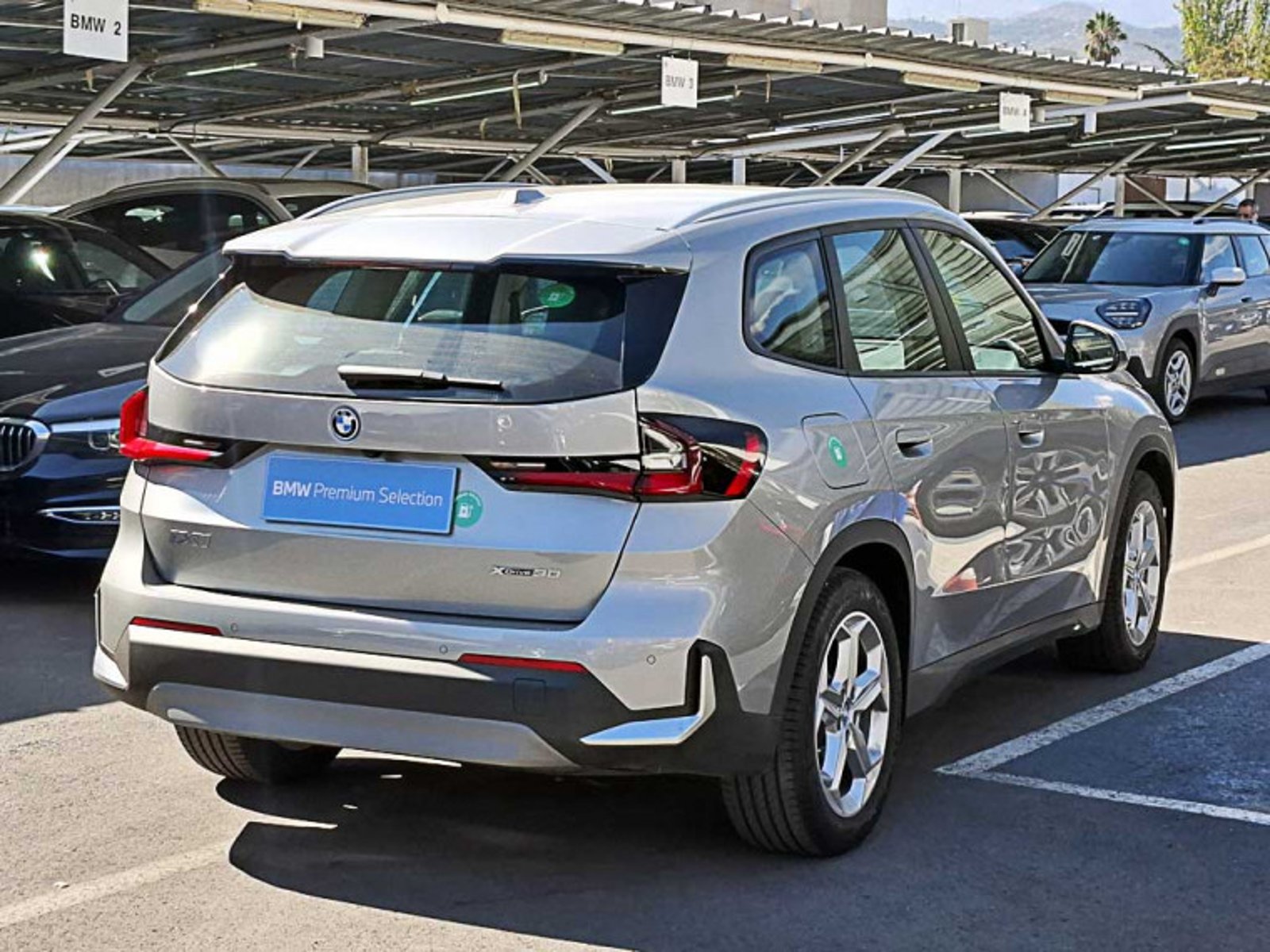 BMW Ix1 Xdrive30 Comfort 2026 - Foto 4 de 13