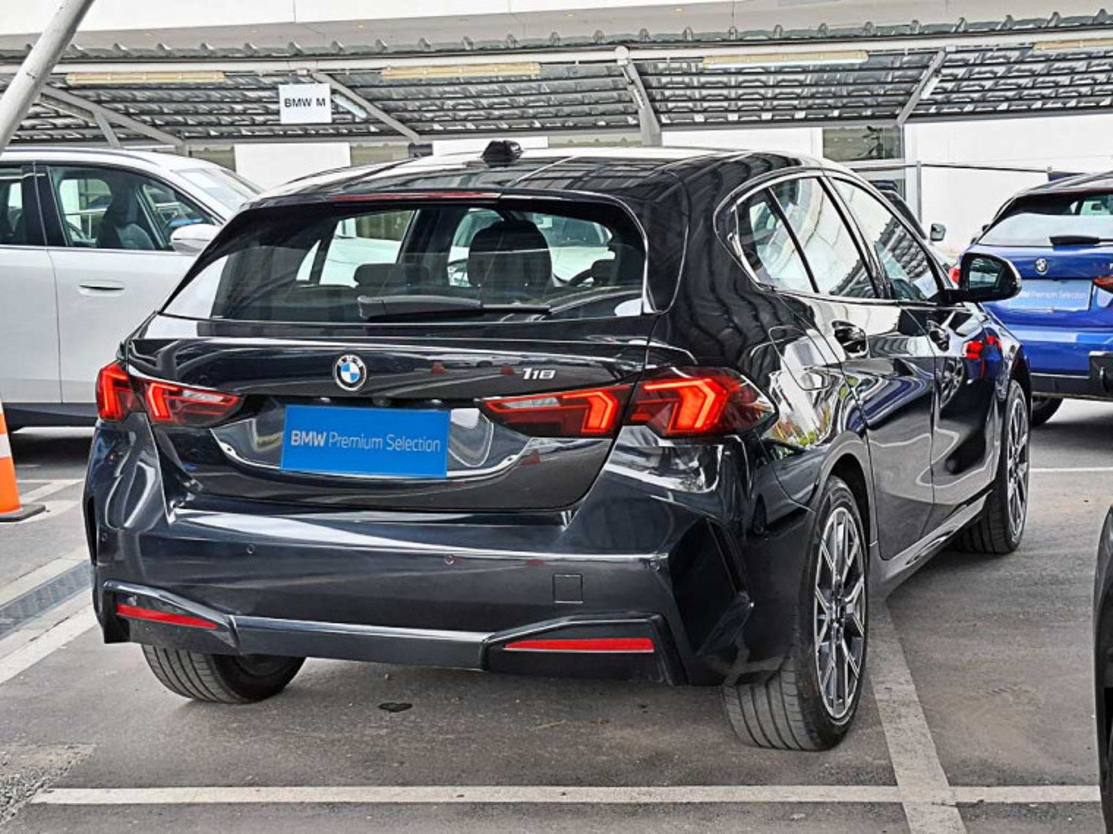 BMW 118 I Hatch Dynamic 2025 - Imagen 4 de 13