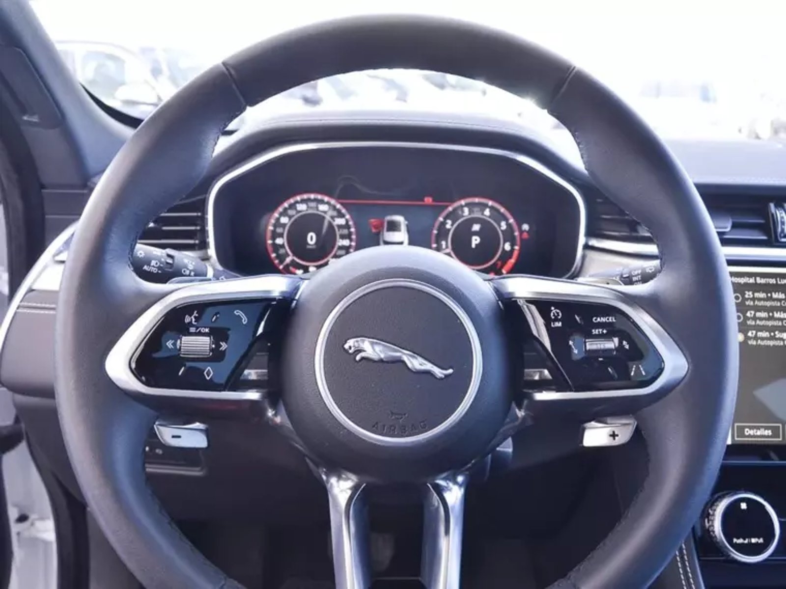 Jaguar F-pace R Dynamic 2024 - Imagen 16 de 20