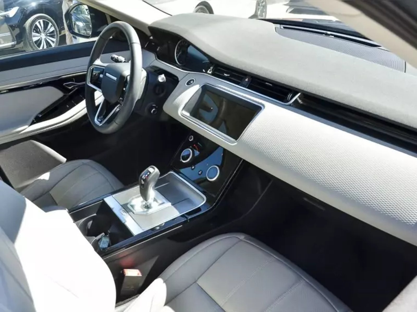 Land Rover Evoque Aut 2023 - Imagen 6 de 19