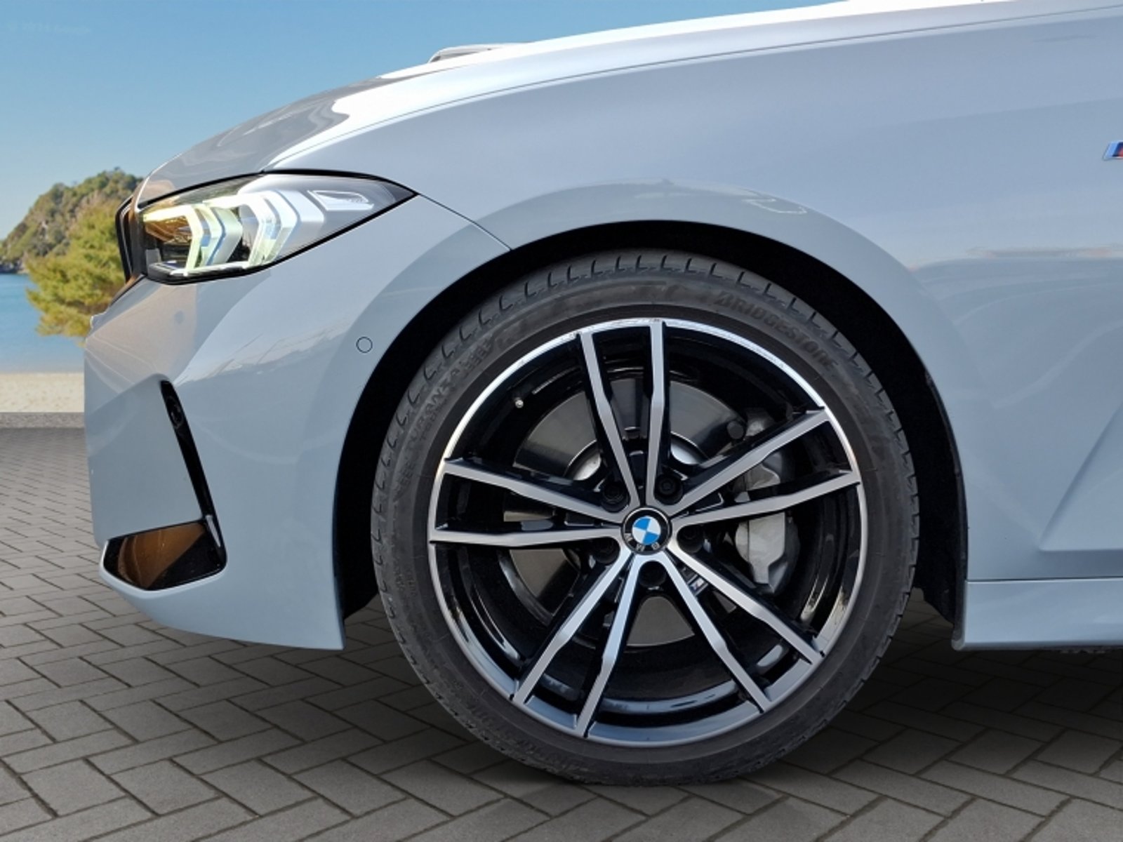 BMW 330 I Touring 2.0 Aut 2024 - Imagen 9 de 20