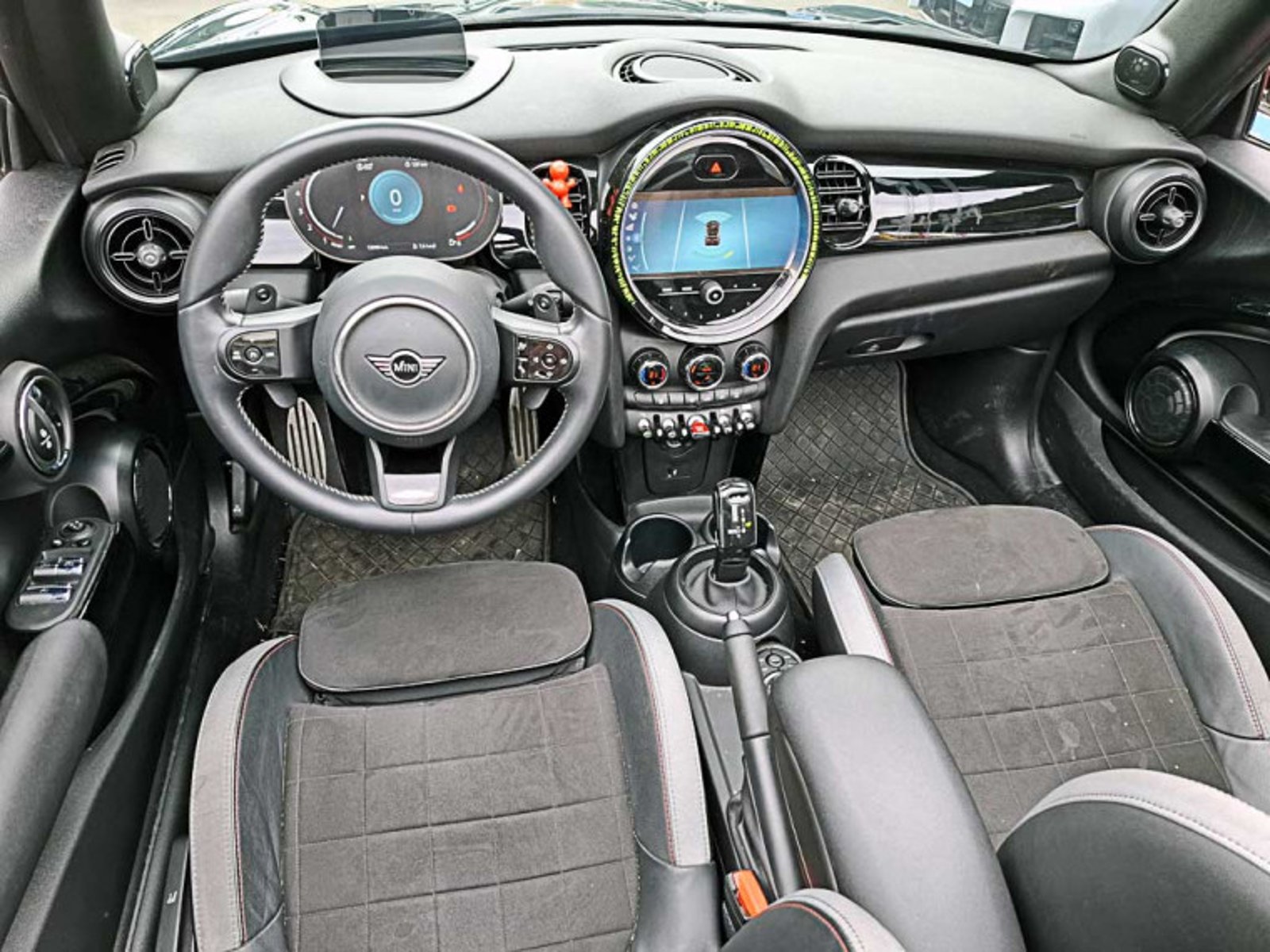 MINI Cooper John Cooper Works Cabrio 2.0 Aut 2024 - Imagen 6 de 13