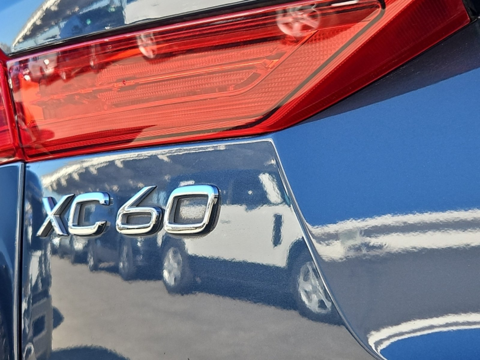 Volvo Xc60 Ii B5 4x4 2.0 Aut 2024 - Imagen 8 de 20