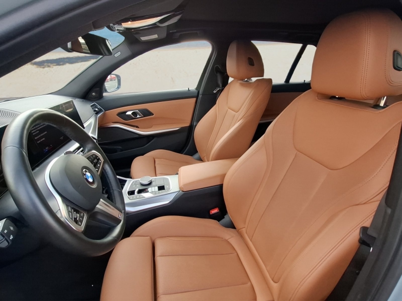 BMW 330 I Touring 2.0 Aut 2024 - Imagen 10 de 20