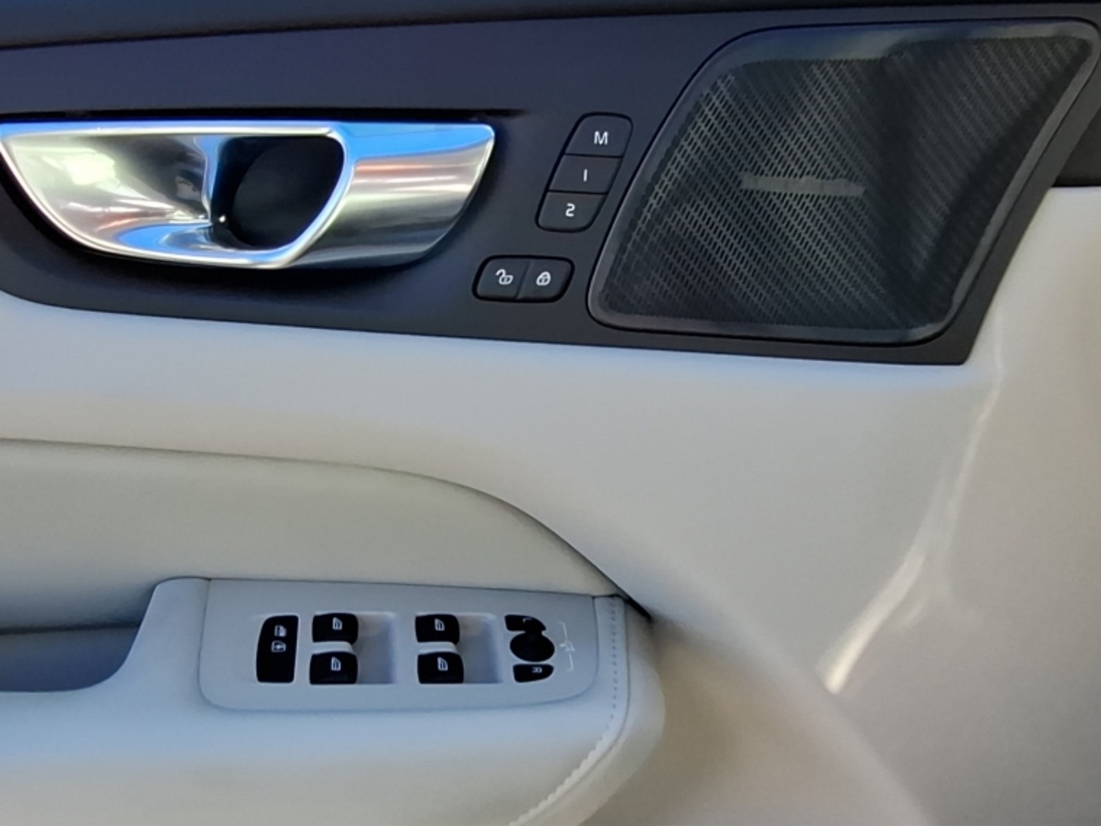Volvo Xc60 T8 Ultra 4x4 2.0 Aut 2026 - Imagen 14 de 20