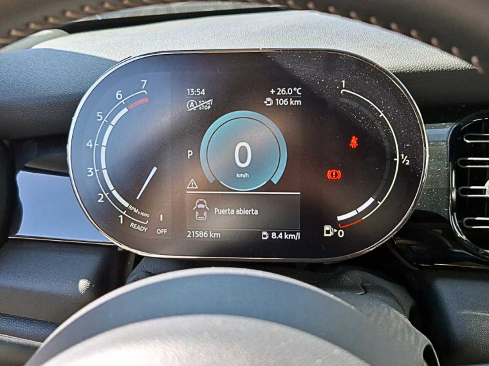 MINI Cooper S 2.0 Hb 3p Iconic 2024 - Imagen 7 de 10