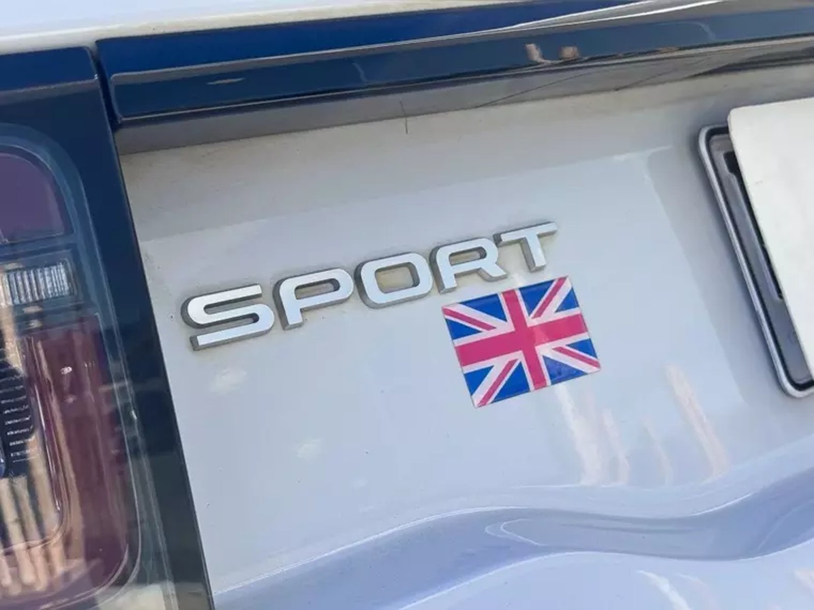 LAND ROVER Discovery Sport 4x4 2.0i S Aut 2021 - Imagen 7 de 14