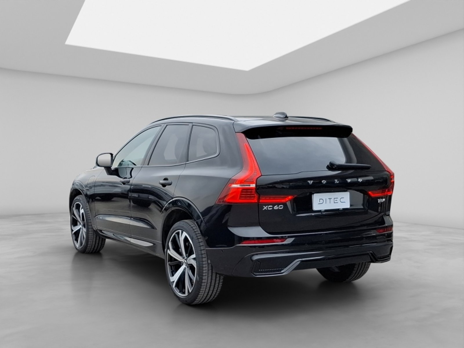 Volvo Xc60 T8 Awd Recharge Ultimate Dark 2025 - Foto 5 de 20