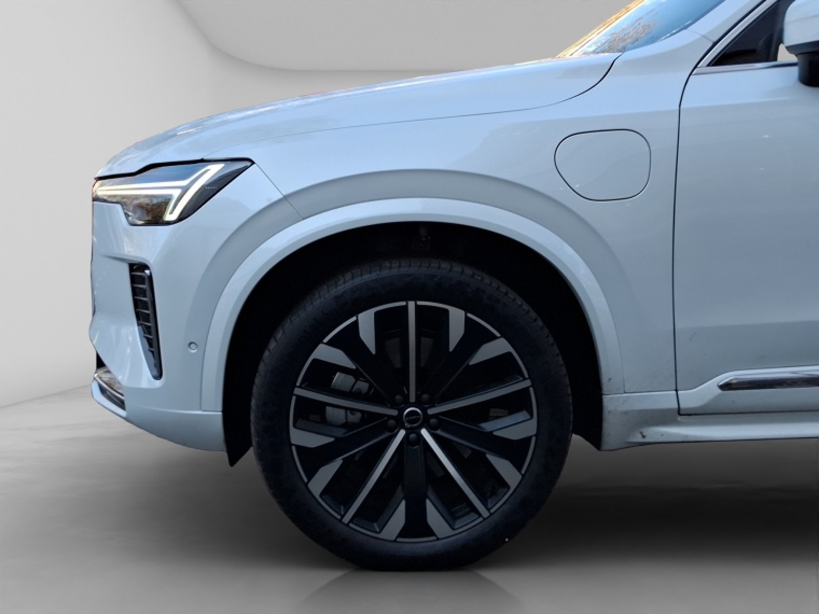 Volvo Xc90 2.0 T8 Ultra Hibrido Awd At 5p 2025 - Imagen 9 de 20
