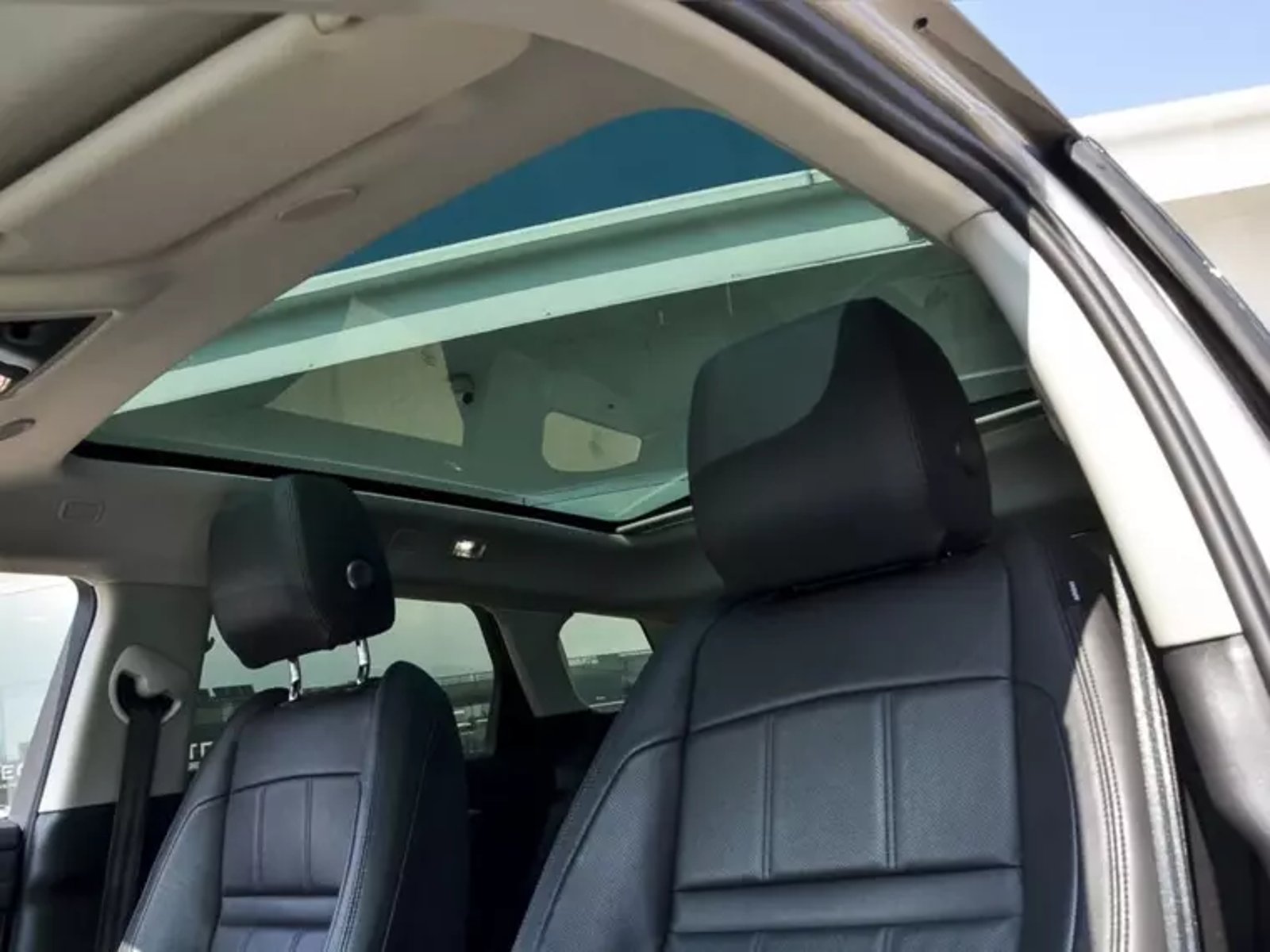 Land Rover Evoque Aut 2023 - Imagen 13 de 19