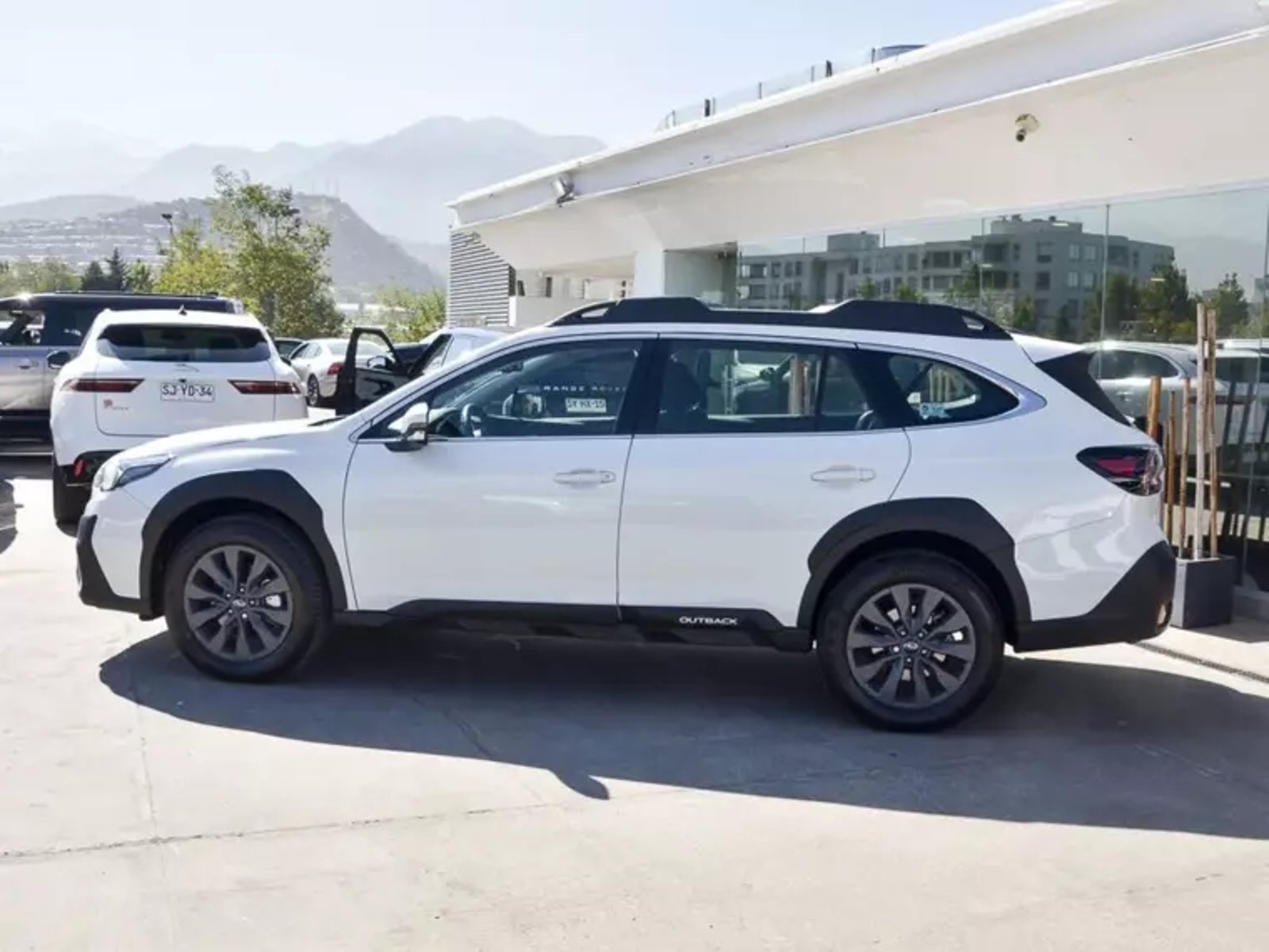 SUBARU Outback 2.5 Dynamic At 4x4 2025 - Imagen 7 de 12