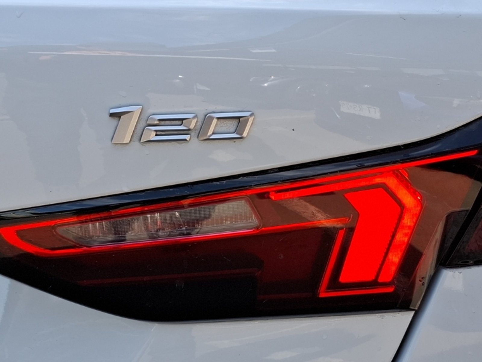 BMW 120 Hatch Dynamic 2026 - Imagen 8 de 20