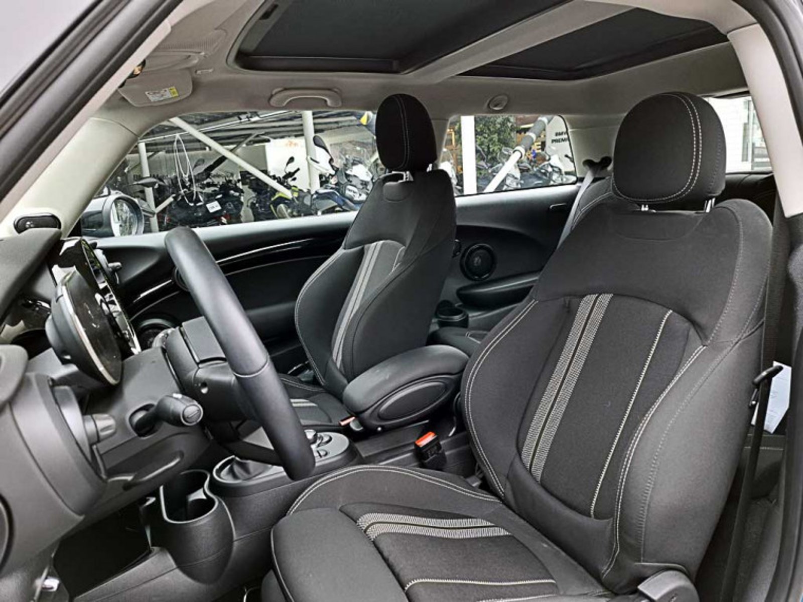 MINI Cooper Se Hb Aut 2024 - Imagen 10 de 13