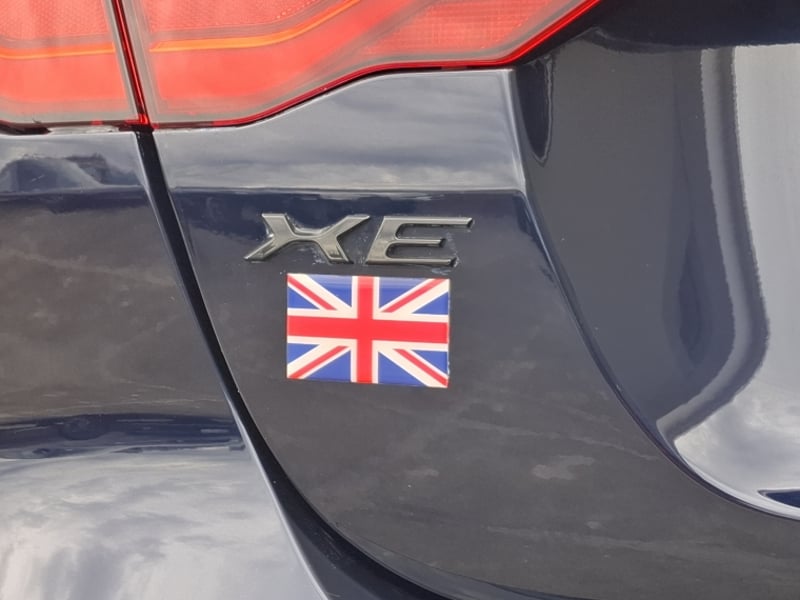 Jaguar Xe 2.0 At 2022 - Imagen 8 de 20