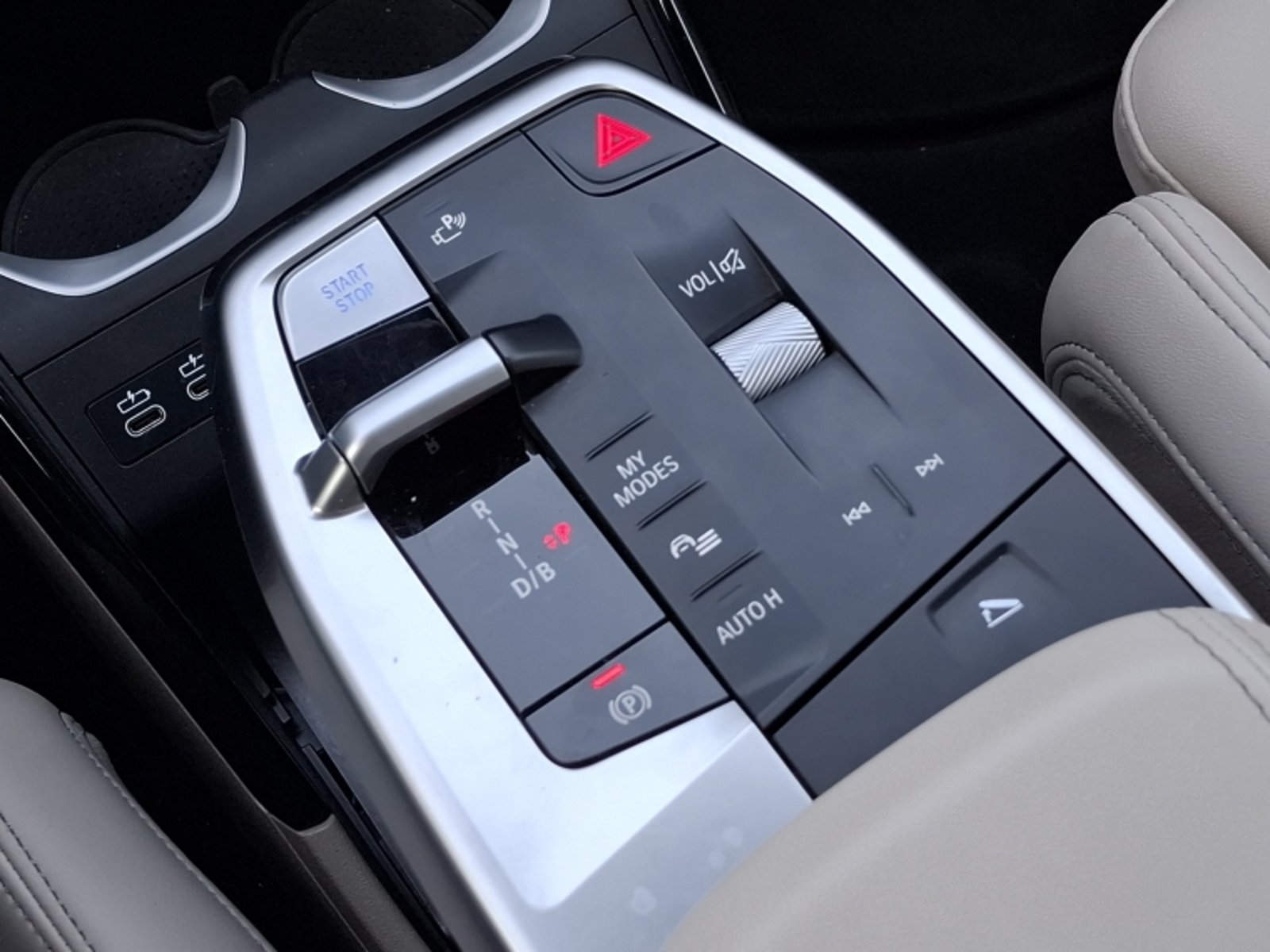 BMW Ix1 Edrive20 2025 - Imagen 13 de 20
