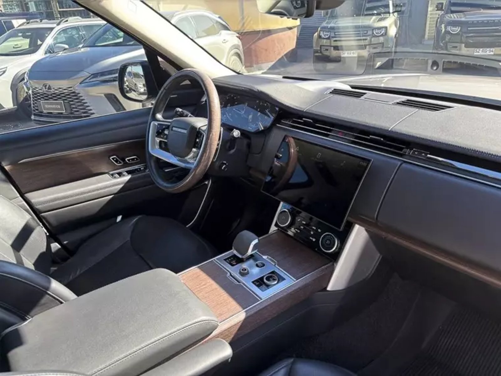 Land Rover Range rover Hse 4x4 4.4 Aut 2023 - Foto 5 de 12