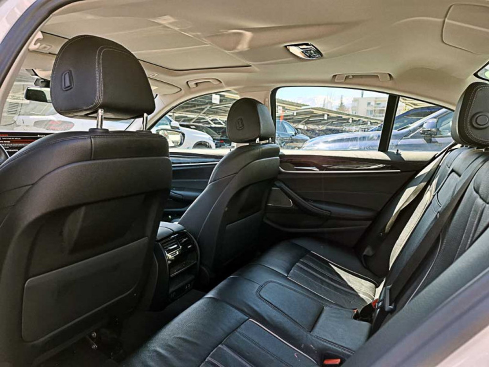 BMW 530 E Luxury Lci 2023 - Imagen 12 de 13