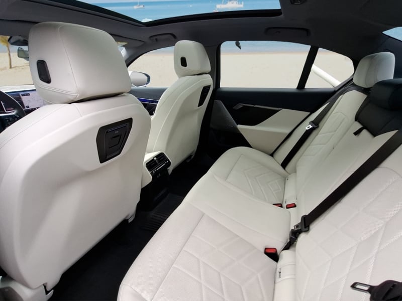 BMW 520 I Berlina 4x2 2.0 Aut 2025 - Imagen 15 de 20