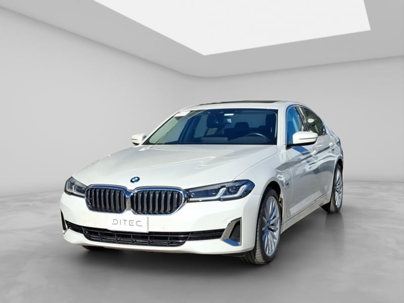 BMW 530 E Luxury 2024