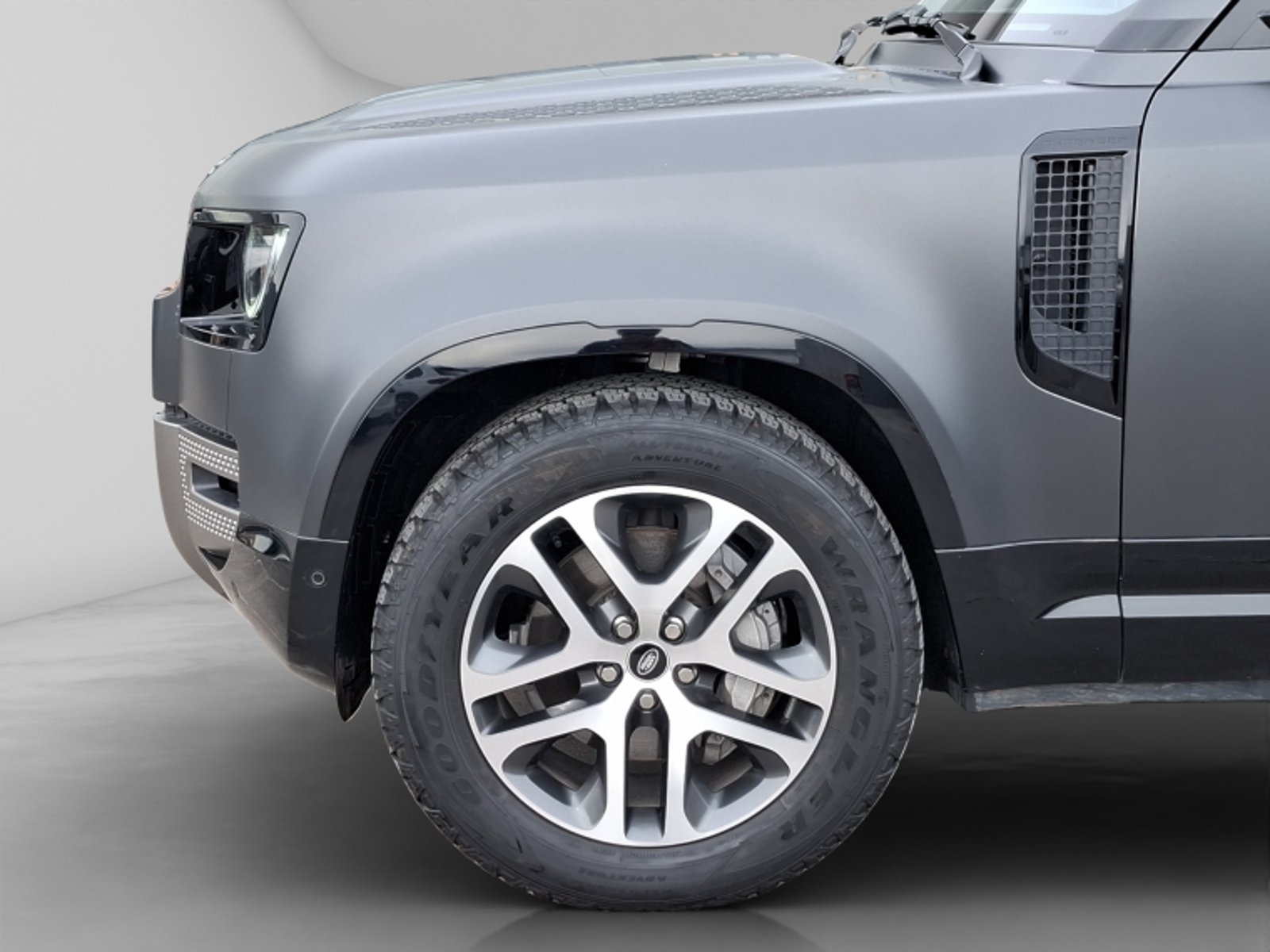 Land Rover Defender 110 Xdynamic 4x4 Se 3.0 At 2026 - Imagen 9 de 20