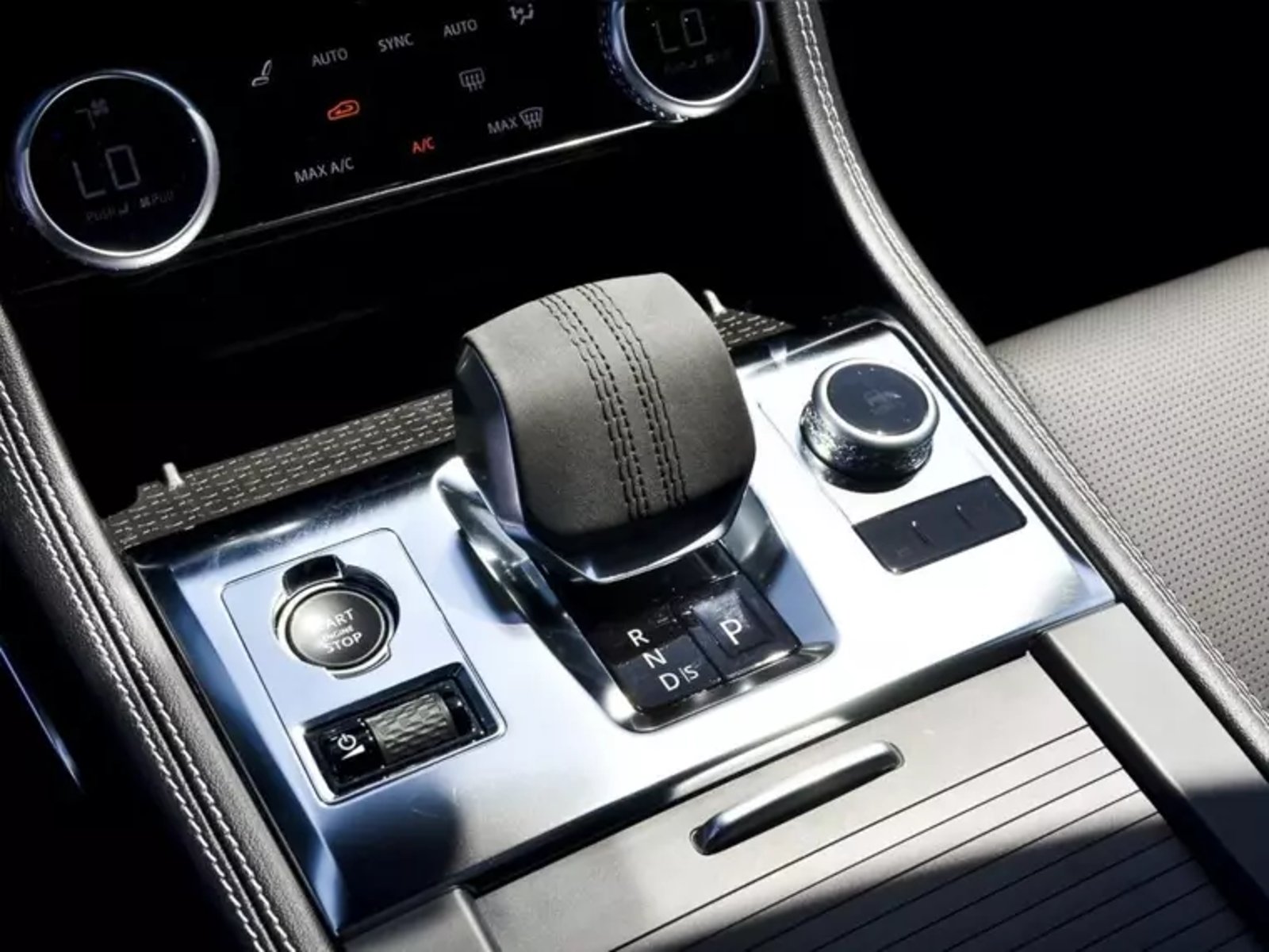 Jaguar F-pace R Dynamic 2024 - Imagen 13 de 18