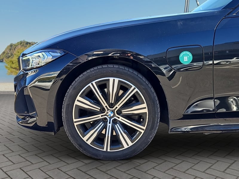 BMW 330 E Berlina Dynamic 2025 - Imagen 9 de 20