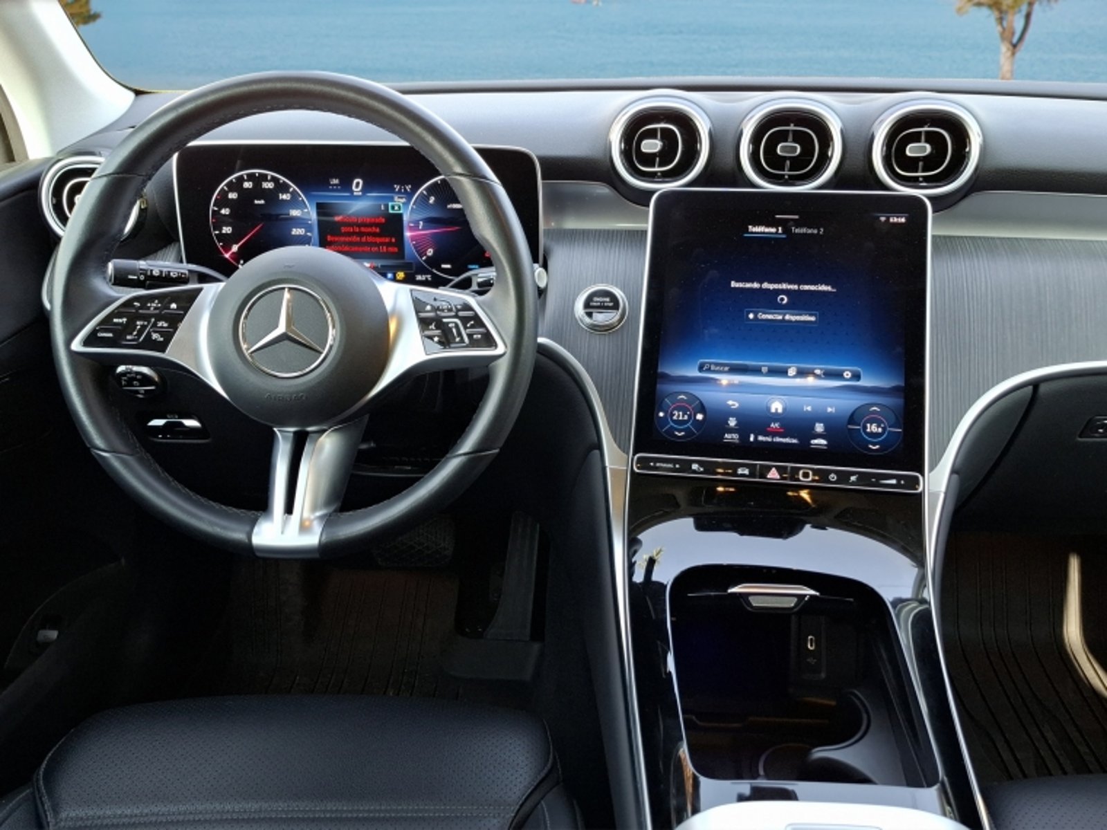 Mercedes-Benz Glc 220 D 4matic 2.0 2025 - Imagen 17 de 20