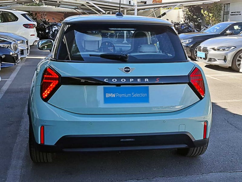 Mini Cooper S 2.0 Hb 3p Jcw 2024 - Imagen 14 de 20