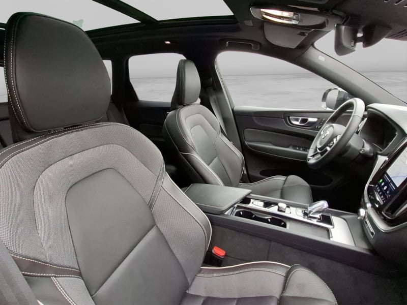 Volvo Xc60 T8 Awd Recharge Ultimate Dark 2025 - Imagen 19 de 20