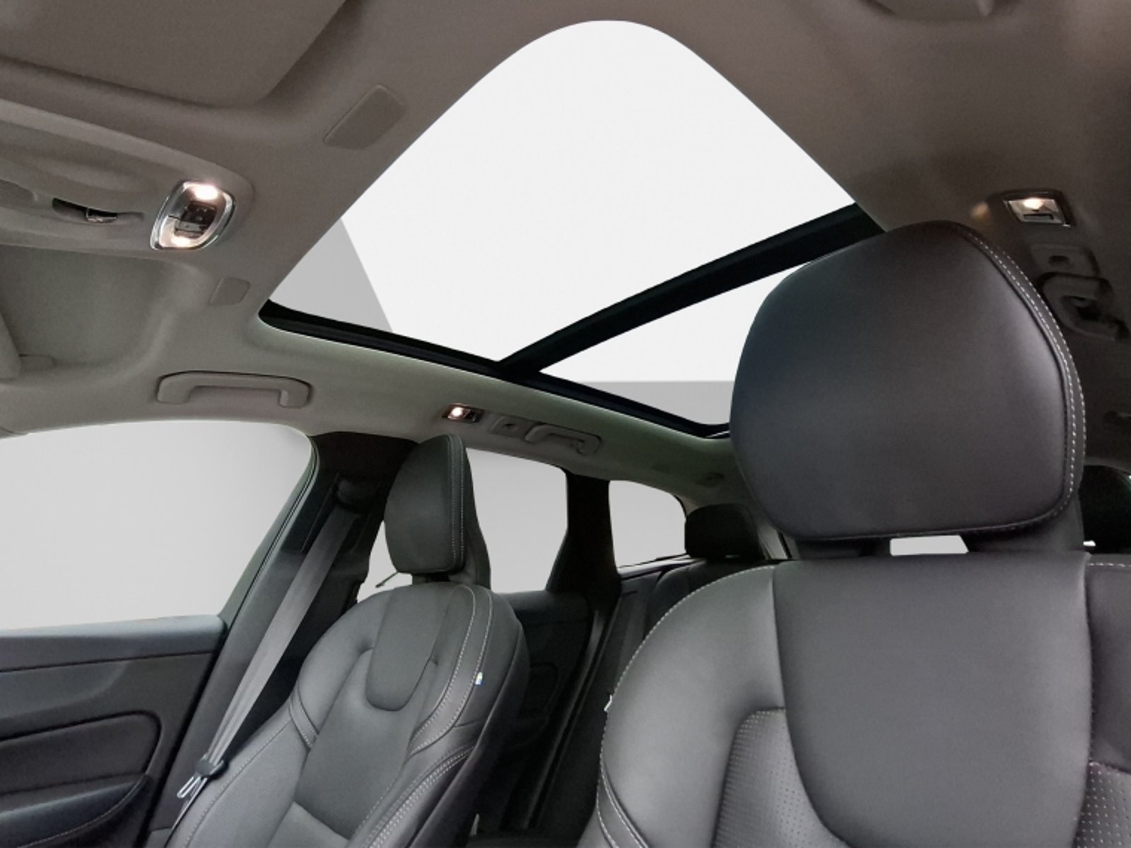 Volvo Xc60 T8 4x4 2.0 Aut 2021 - Imagen 11 de 20