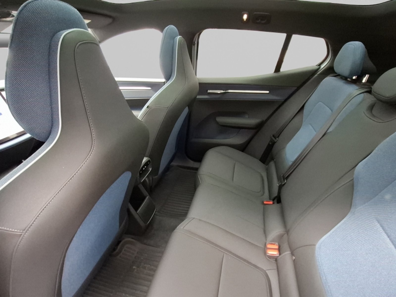 Volvo Ex30 E60 Ultra Aut 2025 - Imagen 15 de 20