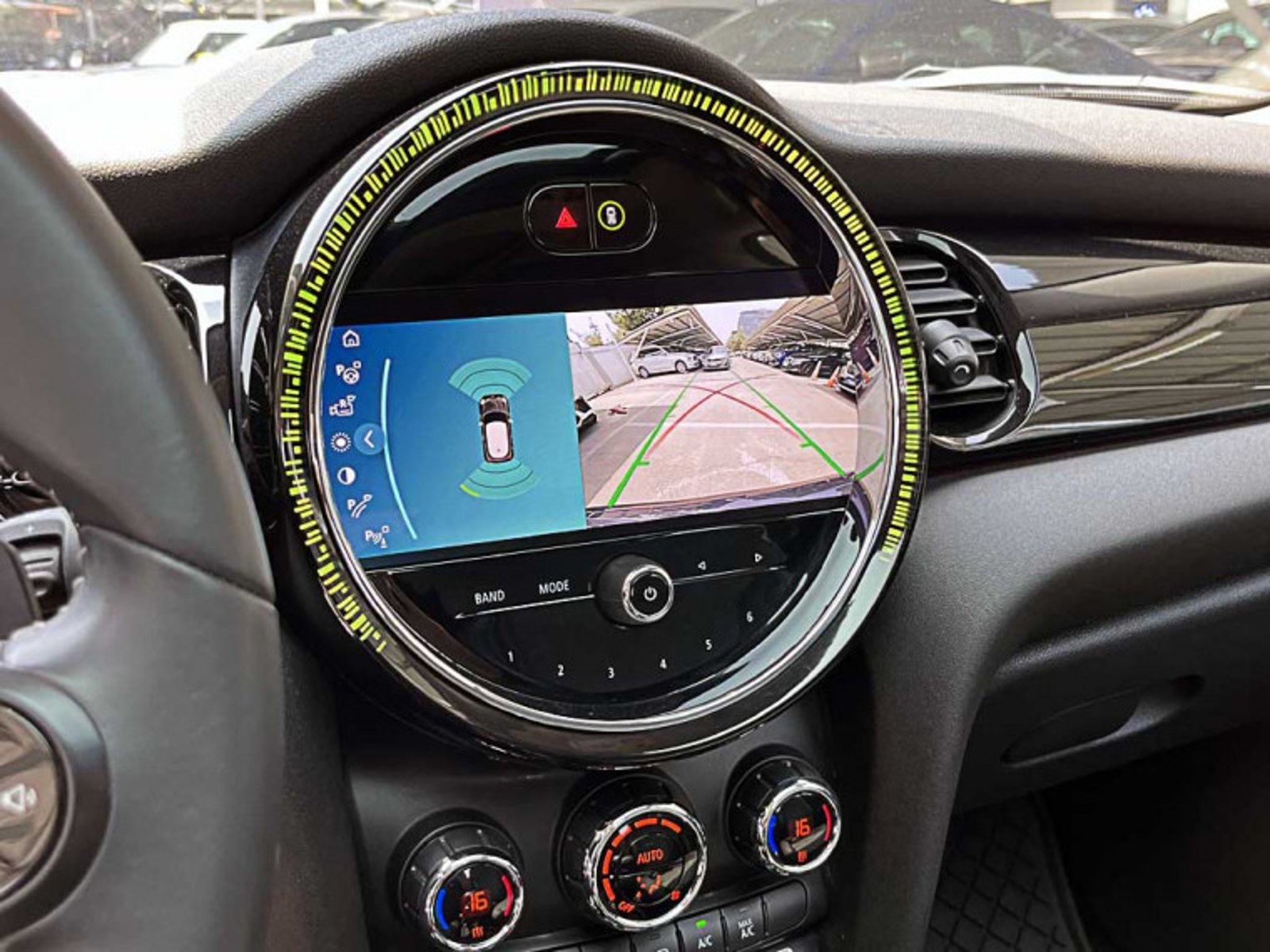MINI Cooper S Hb 3p 2.0 Aut 2023 - Imagen 8 de 13