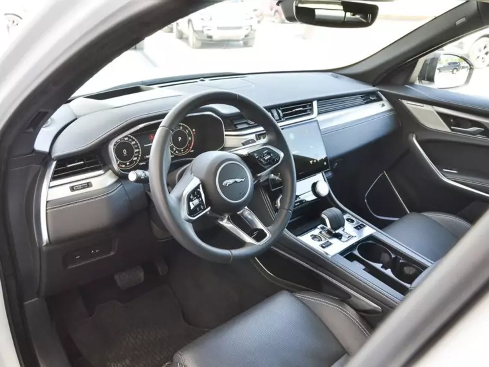 Jaguar F-pace R Dynamic 2024 - Imagen 7 de 20