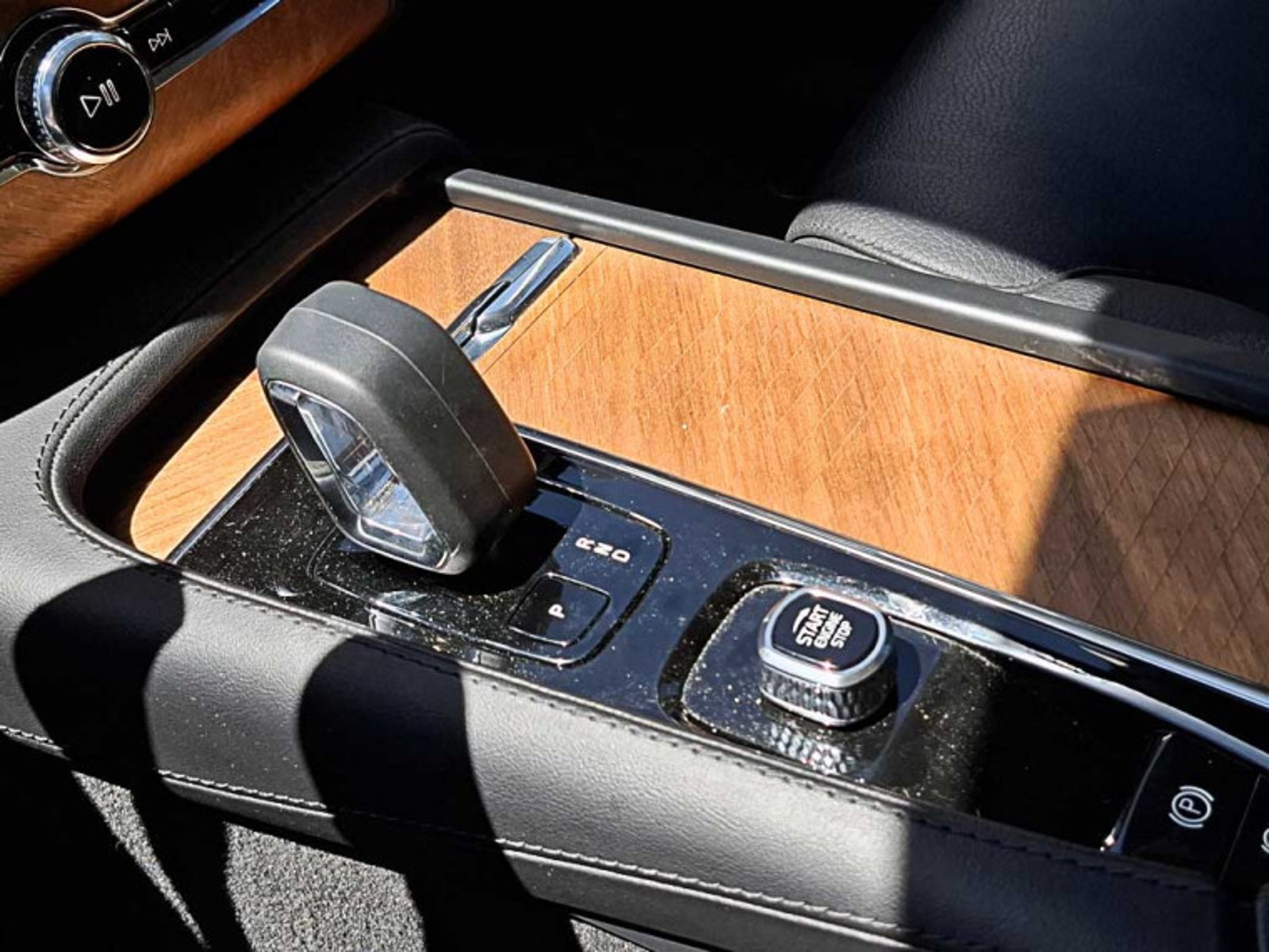 VOLVO Xc90 Ii 4x4 2.0 Aut 2024 - Imagen 9 de 13