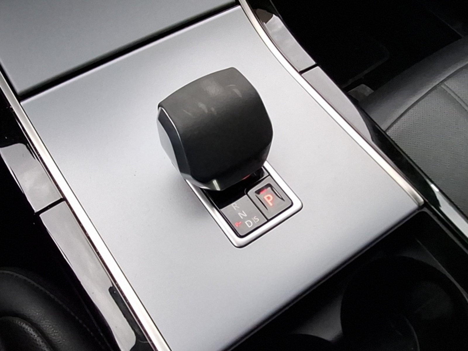 Land Rover Evoque Mhev 4x4 2.0 Aut 2025 - Imagen 13 de 20